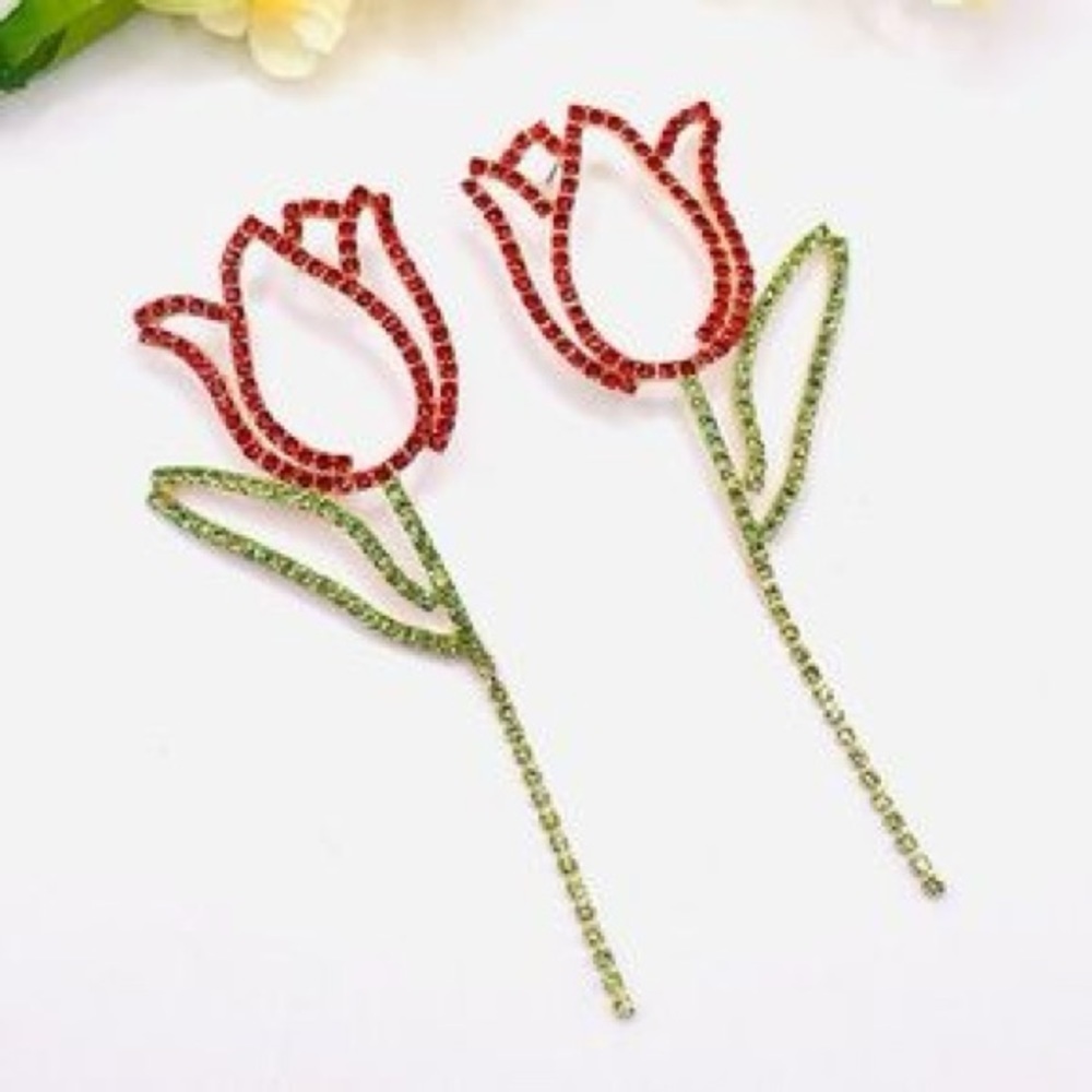 🌹NWT. Zara Pink Green Rhinestone Tulip Flower Oversized Drop Earrings.